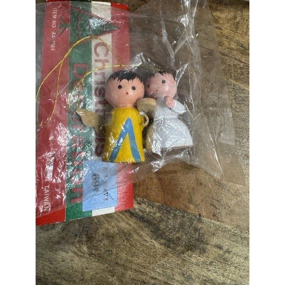 Vintage Lot of 23 Wooden Christmas Ornaments New Old Stock Woolworths? - Picture 11 of 16